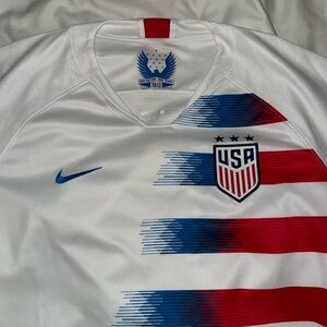 WOMENS USA SOCCER JERSEY